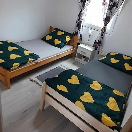 Domki Letniskowe Nad Jeziorem Solinskim Pasiekowka Zawoz Exterior photo