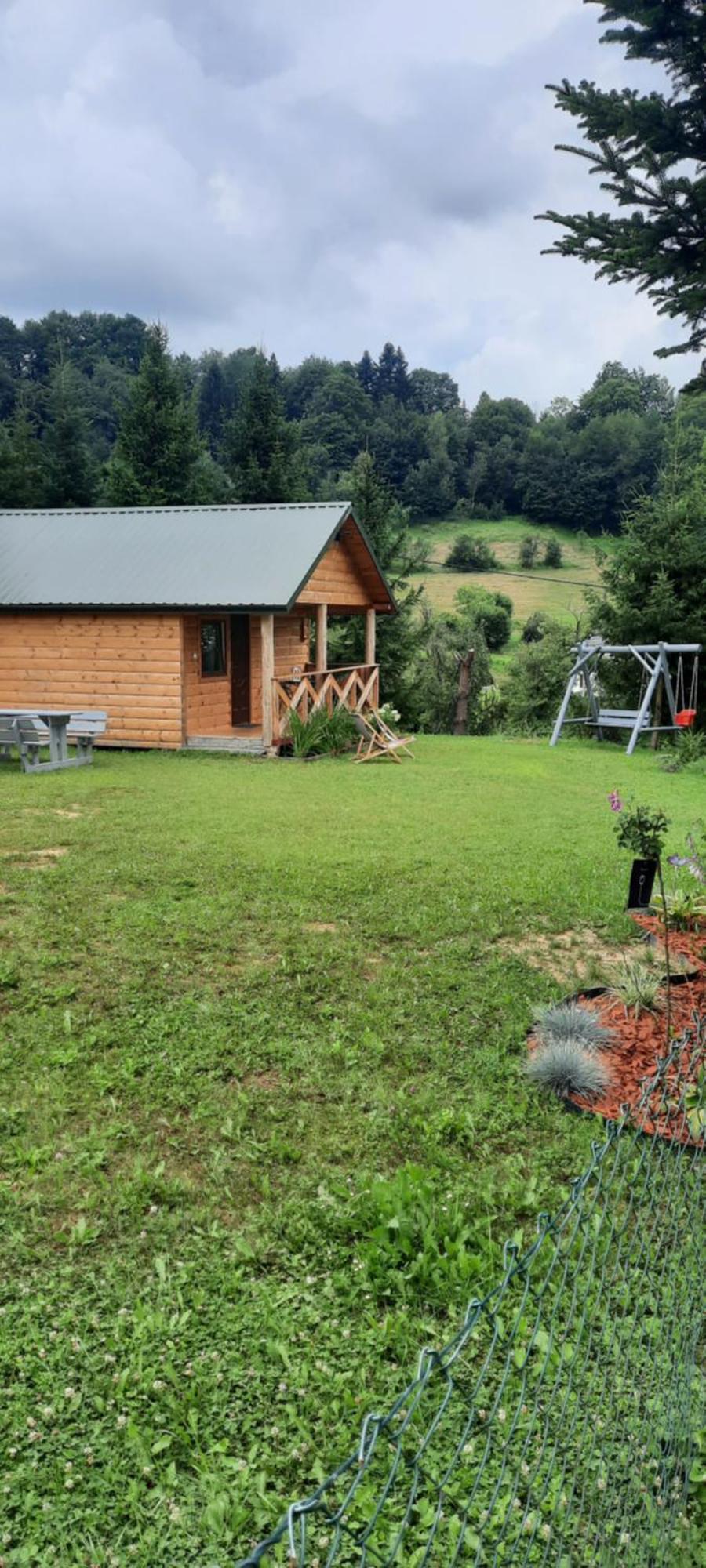Letniskowe Nad Jeziorem Solinskim Pasiekowka Holiday home Zawoz