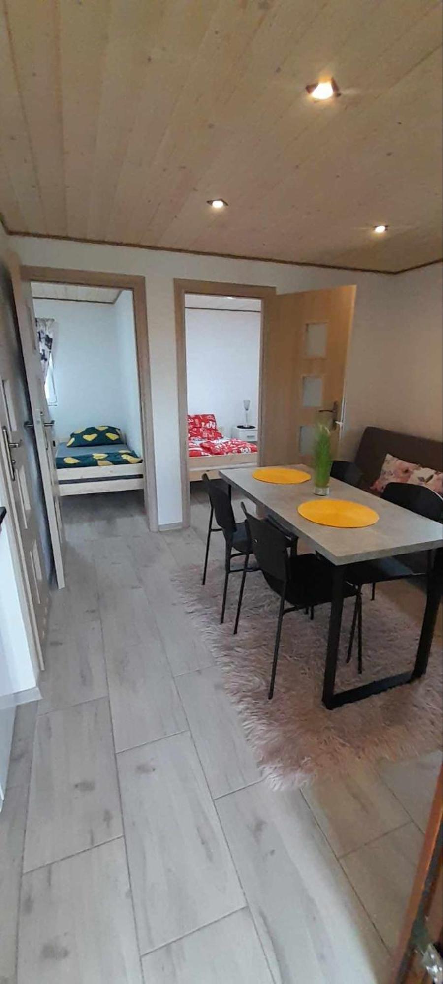 Letniskowe Nad Jeziorem Solinskim Pasiekowka Holiday home Zawoz