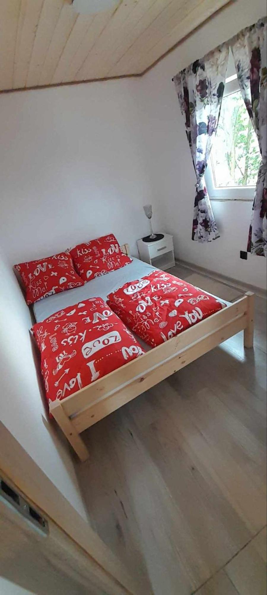 Letniskowe Nad Jeziorem Solinskim Pasiekowka Holiday home Zawoz